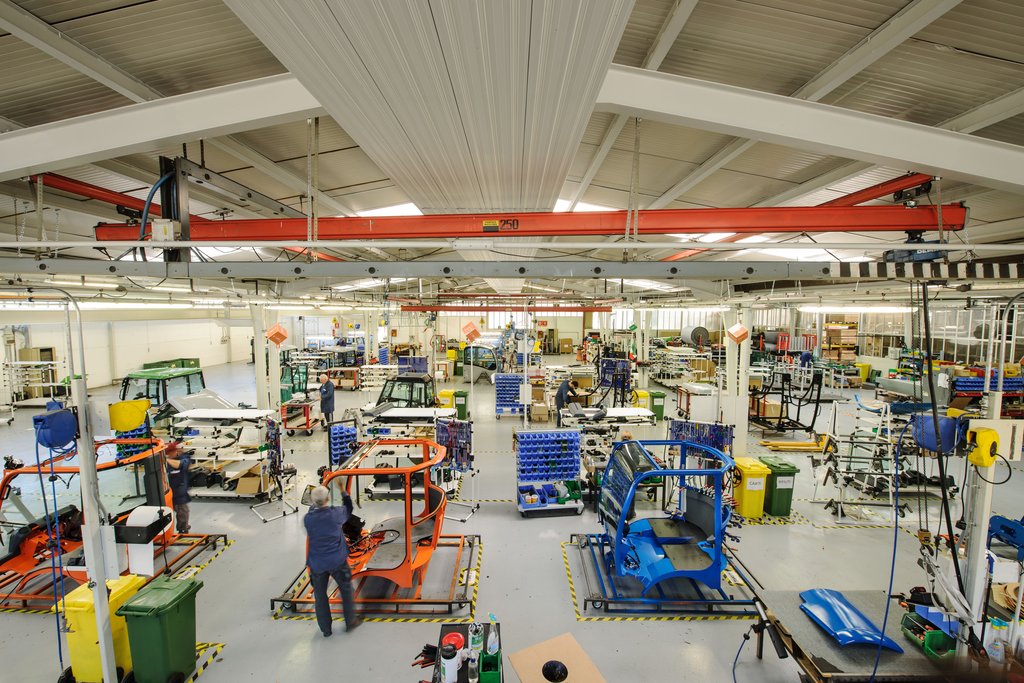 Unsere Produktion von Fahrer- und Fahrzeugkabinen | Lochmann Kabinen